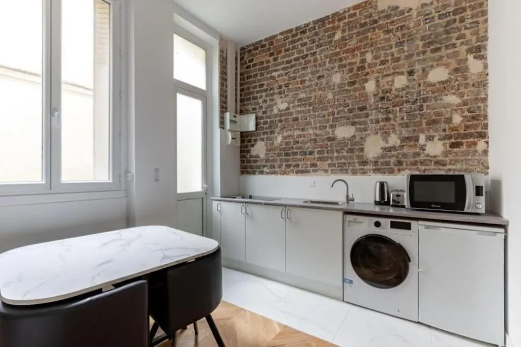 Jouffroy D'Abbans/Batignolles Charming Studio 4P Apartment Paris France